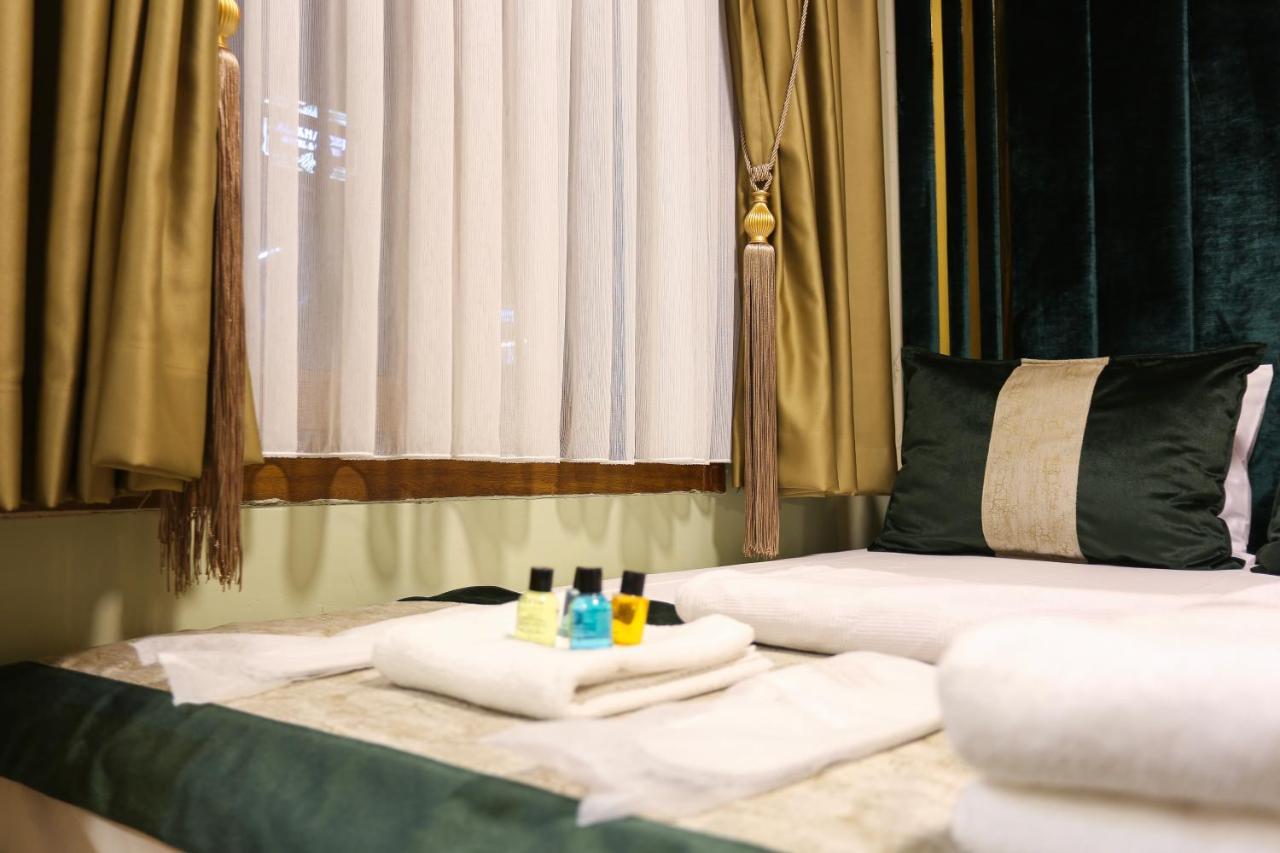 Whitemoon Hotel Suites Taksim Estambul Exterior foto