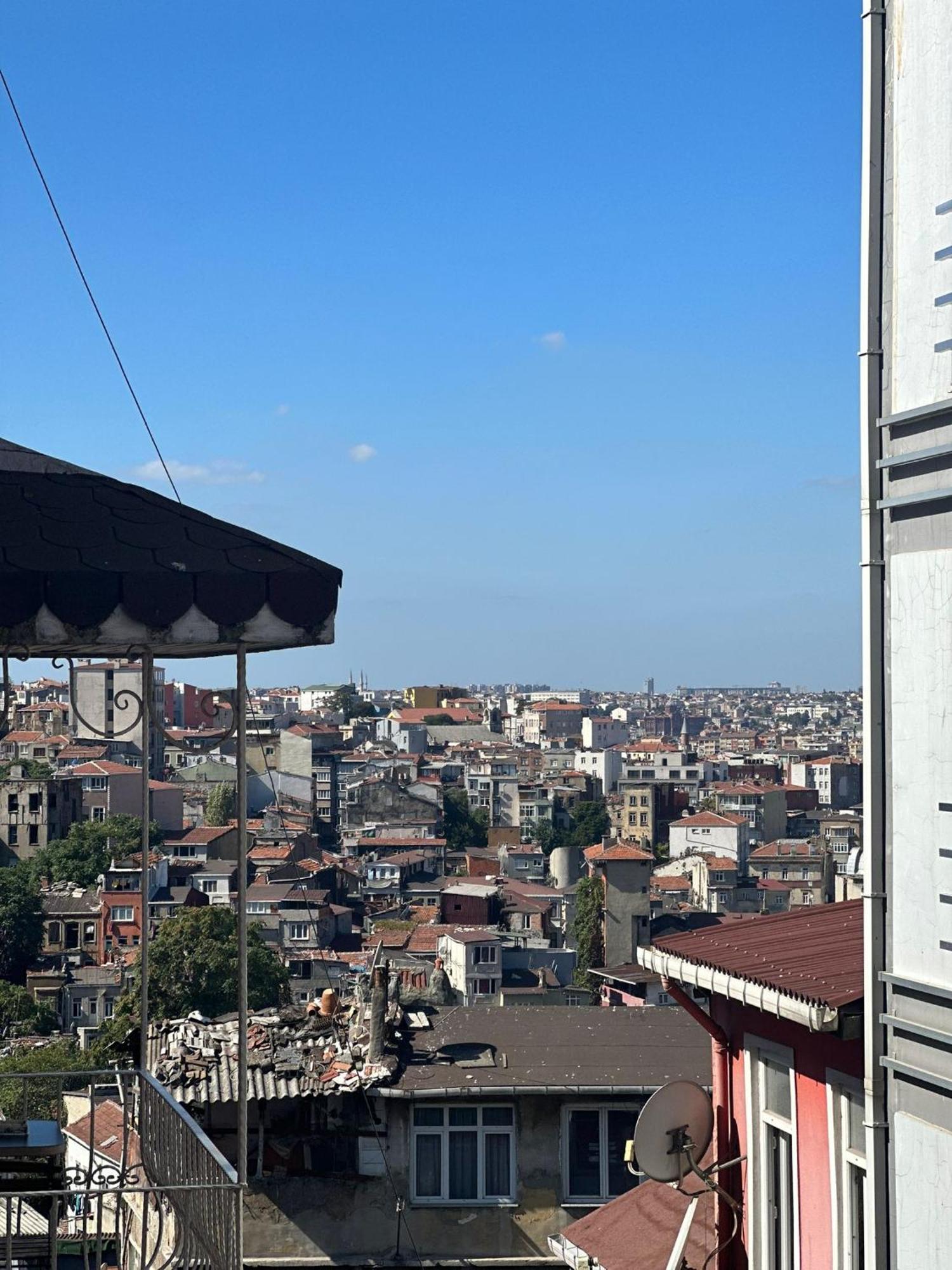 Whitemoon Hotel Suites Taksim Estambul Exterior foto